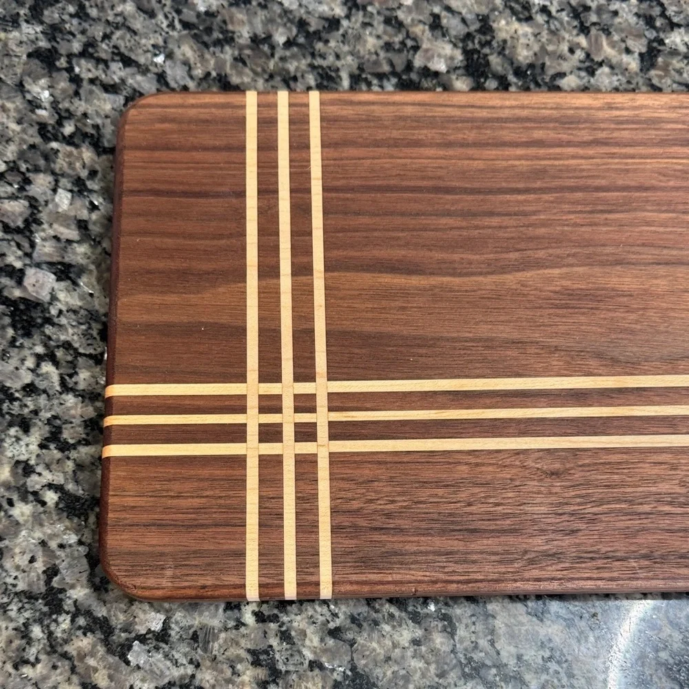 Wooden Cutting Board with thin Striped Design NEW